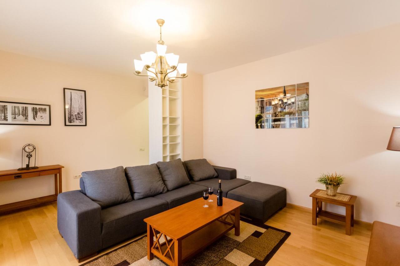 Downtown Two-Bedroom Apartment Ll Tbilissi Extérieur photo